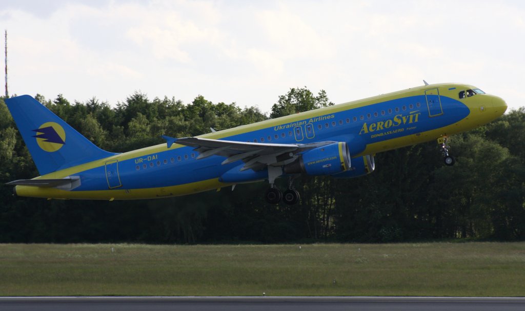 AeroSvit(DonbassAero Airline),UR-DAI,(c/n579),Airbus A320-212,01.06.2012,HAM-EDDH,Hamburg,Germany