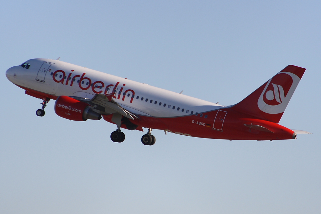 Air Berlin 
Airbus A319-112
Stuttgart
10.10.10