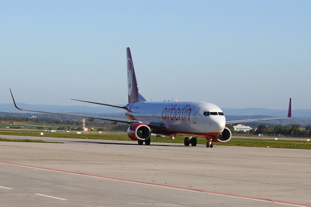 Air Berlin 
Boeing 737-808
Stuttgart
10.10.10