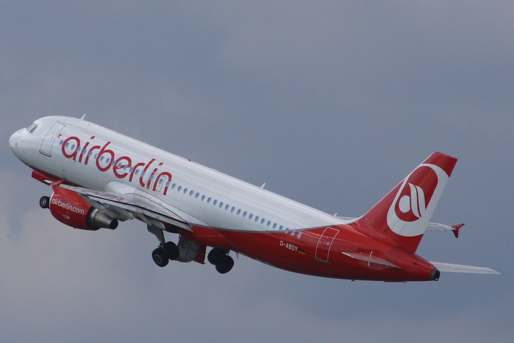 Air Berlin
Airbus A320-214
Berlin-Tegel
19.08.10