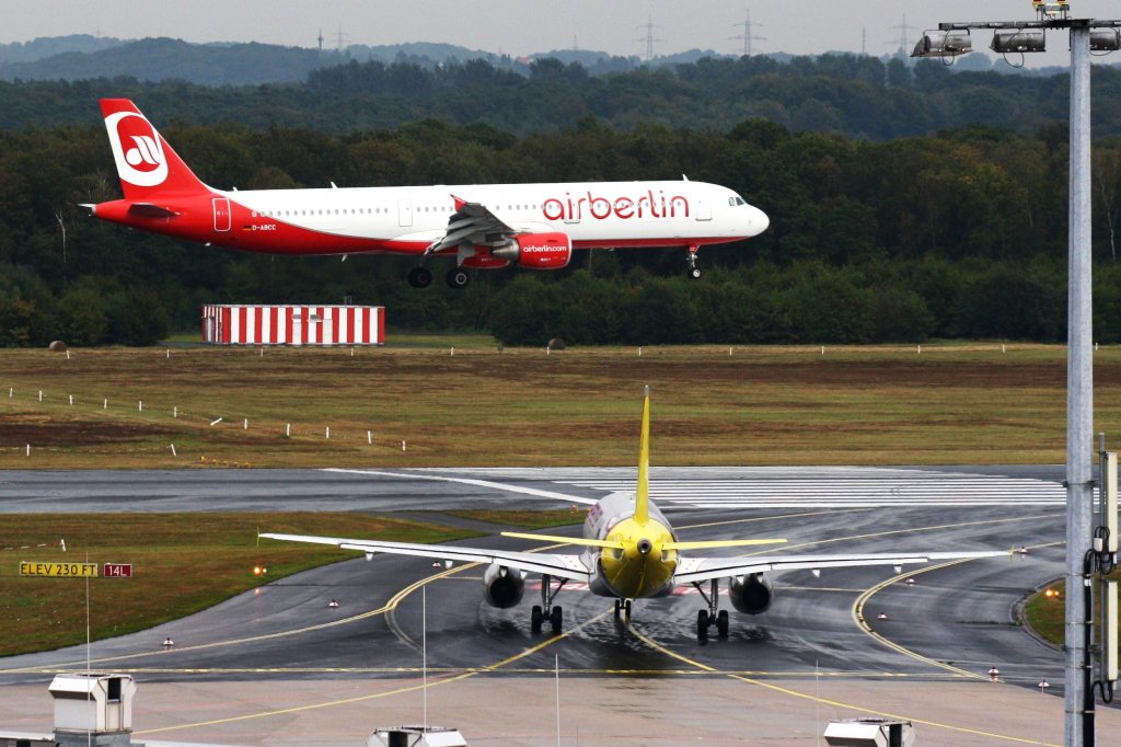 Air Berlin,D-ABCC,(c/n4334),Airbus A321-211,24.09.2012,CGN-EDDK,Kln-Bonn,Germany