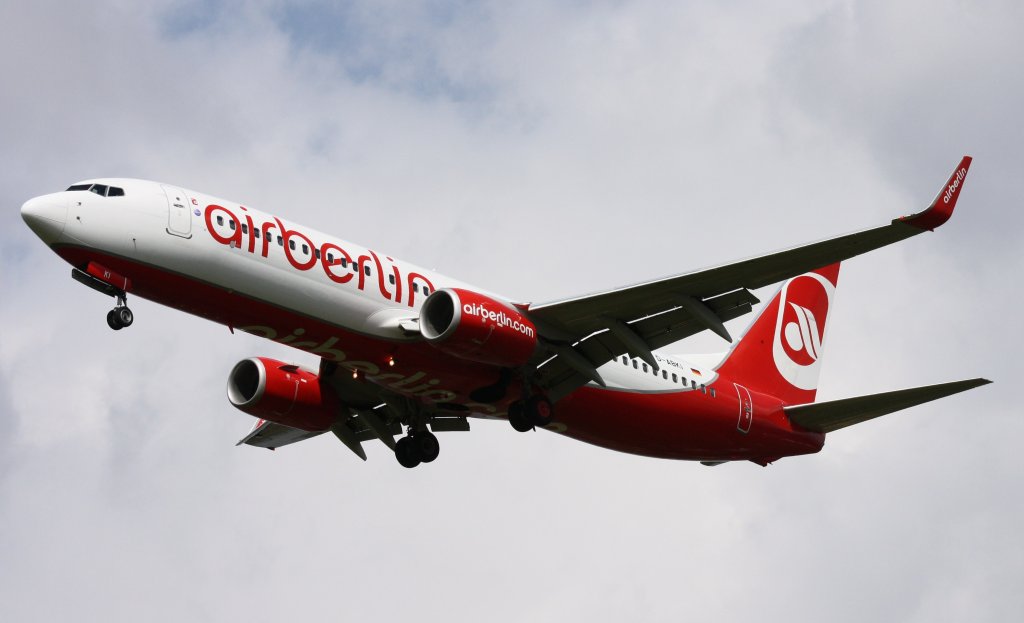 Air Berlin,D-ABKI,(c/n37748),Boeing 737-86J(WL),22.04.2012,HAM-EDDH,Hamburg,Germany