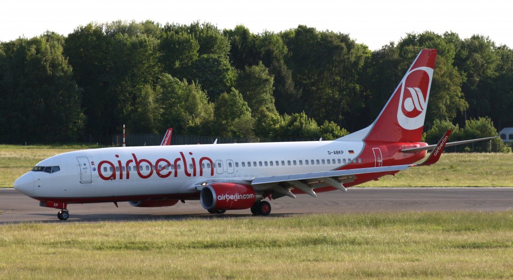 Air Berlin,D-ABKP,(c/n37758),Boeing 737-86J(WL),04.06.2013,HAM-EDDH,Hamburg,Germany