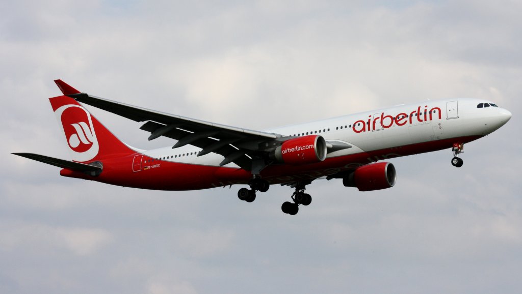 Air Berlin,D-ABXC,(c/n665),Airbus A330-223,02.07.2013,HAM-EDDH,Hamburg,Germany