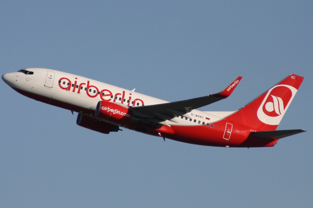 Air Berlin,D-AHXC,Boeing 737-7K5(WL),30.04.2011,HAM-EDDH,Hamburg,Germany