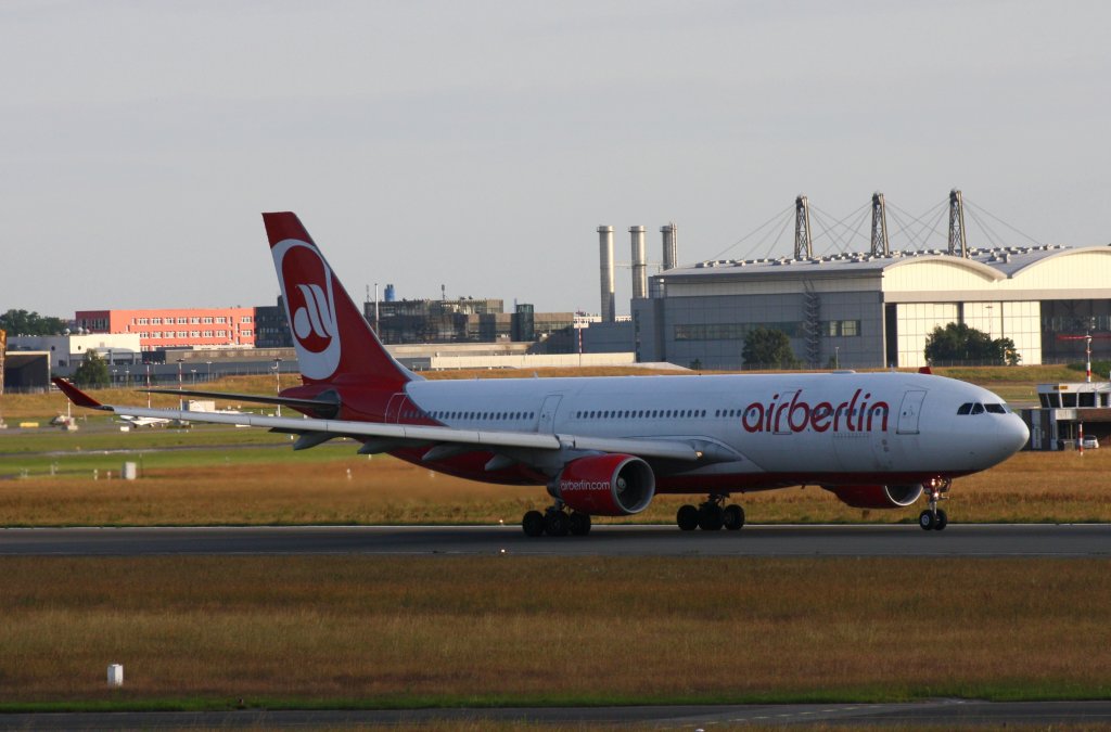 Air Berlin,D-ALPA,(c/n403),Airbus A330-223,03.07.2012,HAM-EDDH,Hamburg,Germany