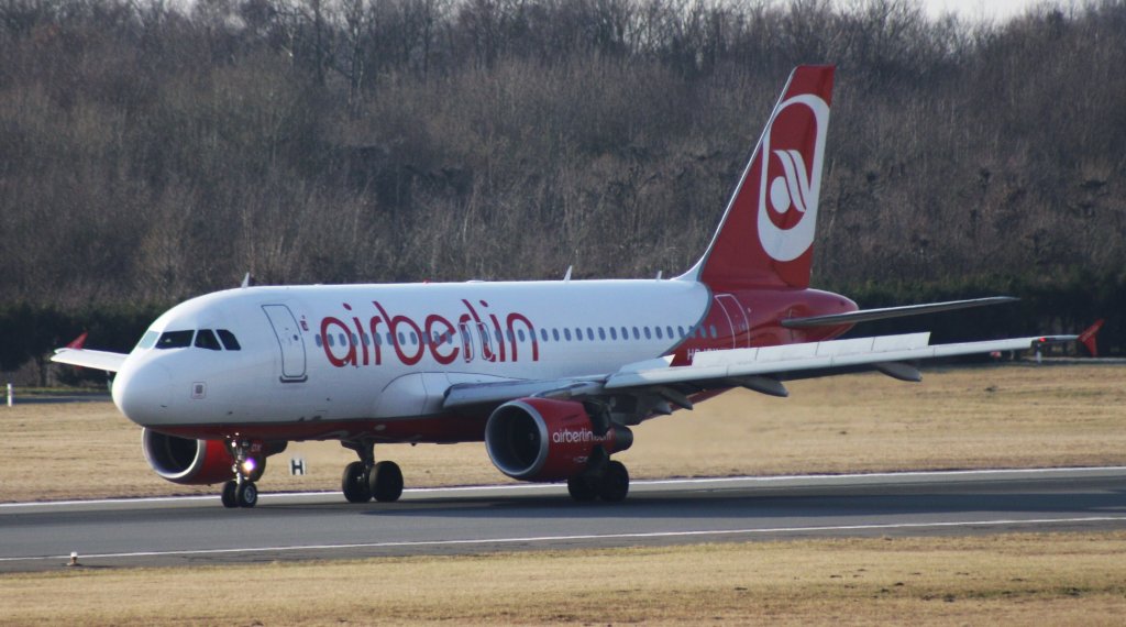 Air Berlin,HB-IOX,(c/n 3604),Airbus A319-112,06.03.2012,HAM-EDDH,Hamburg,Germany