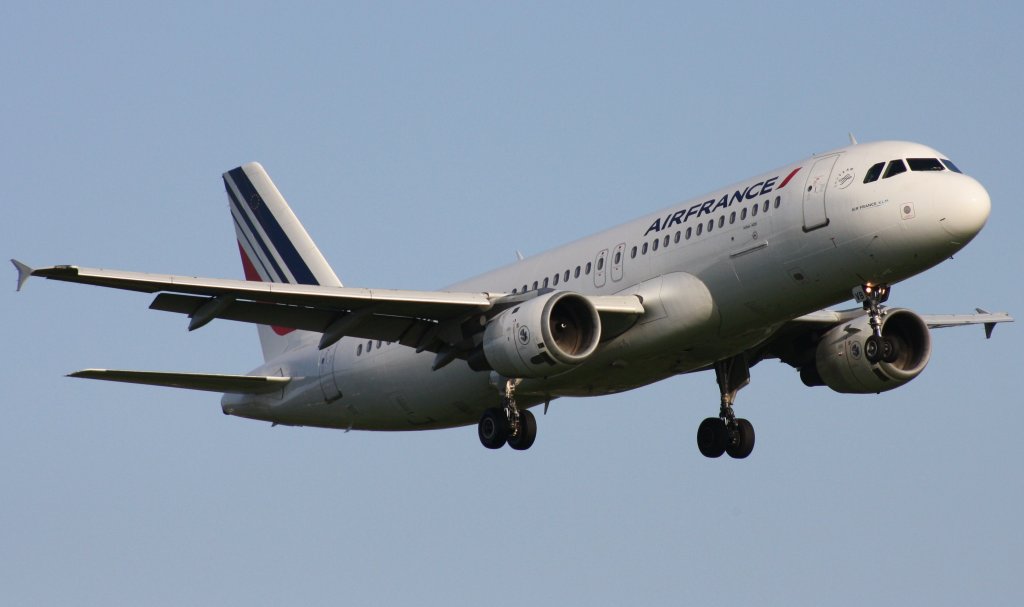 Air France,F-GJVB,Airbus A320-211,23.09.2011,HAM-EDDH,Hamburg,Germany