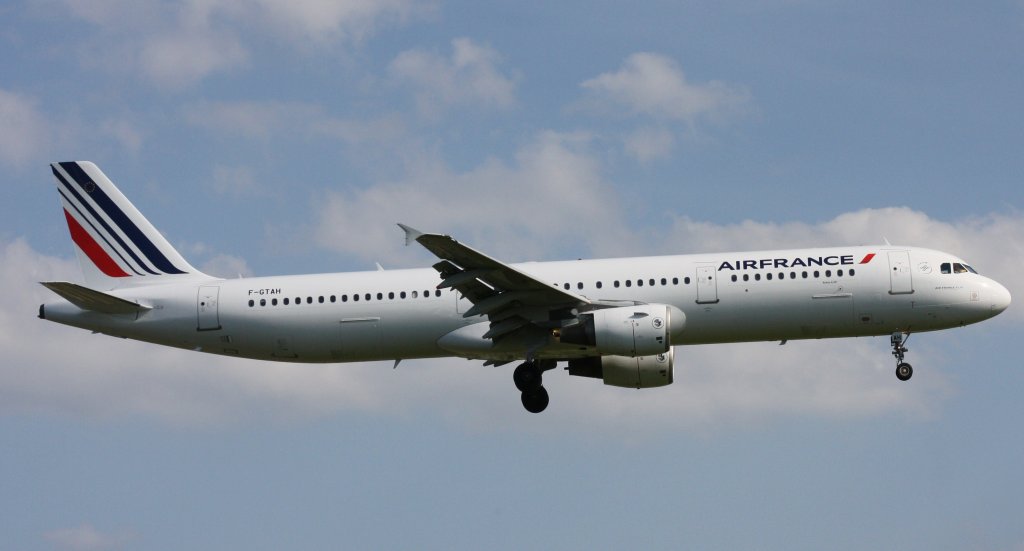 Air France,F-GTAH,Airbus A321-211,25.05.2011,HAM-EDDH,Hamburg,Germany