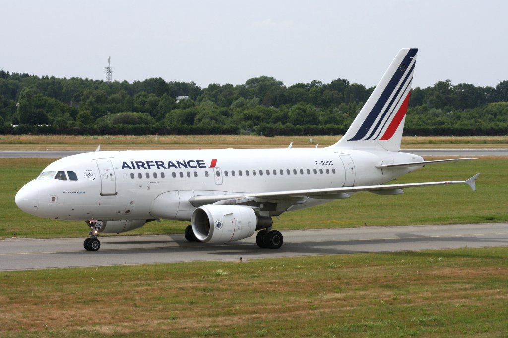 Air France,F-GUGC,(c/n2071),Airbus A318-111,26.07.2013,HAM-EDDH,Hamburg,Germany