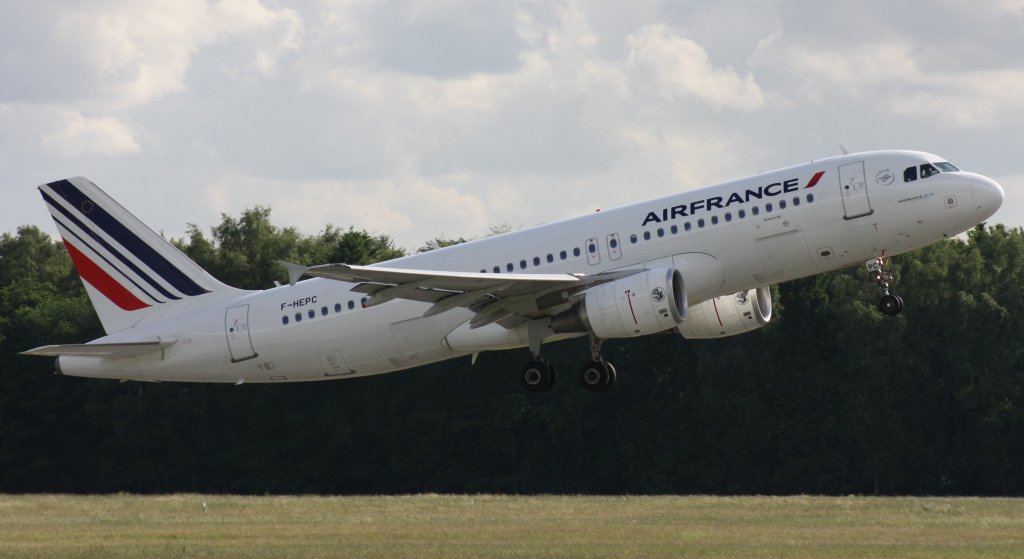 Air France,F-HEPC,(c/n4267),Airbus A320-214,01.06.2012,HAM-EDDH,Hamburg,Germany