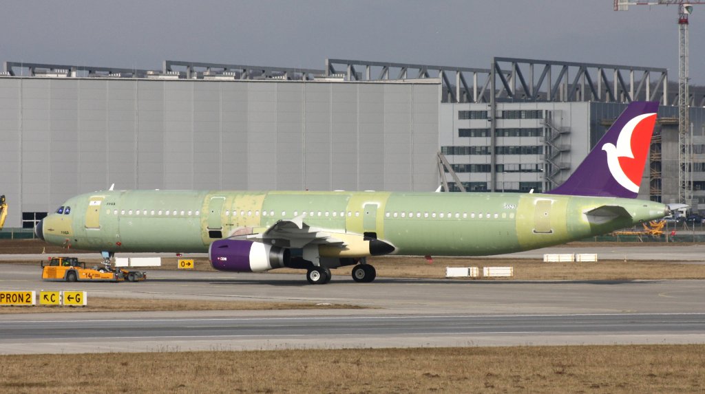 Air Macau,D-AZAU,Reg.B-MBB,(c/n5523),Airbus A321-231,27.02.2013,XFW-EDHI,Hamburg-Finkenwerder,Germany