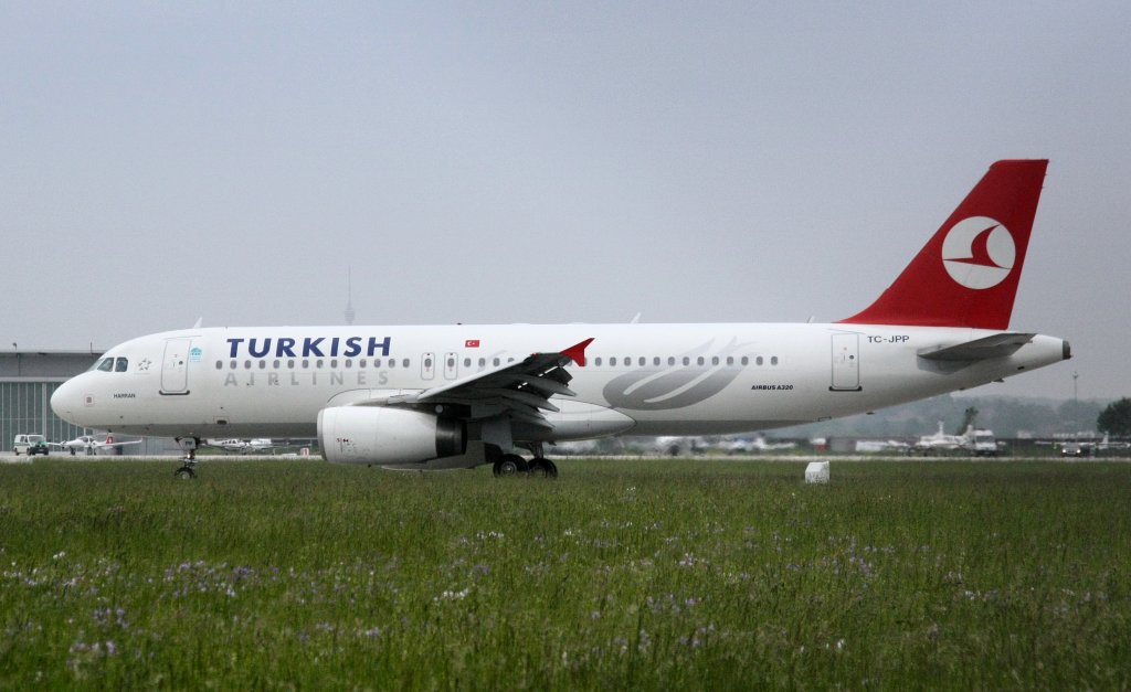 Airbus A320-200
Turkish Airlines
Flughafen Stuttgart
02.06.10