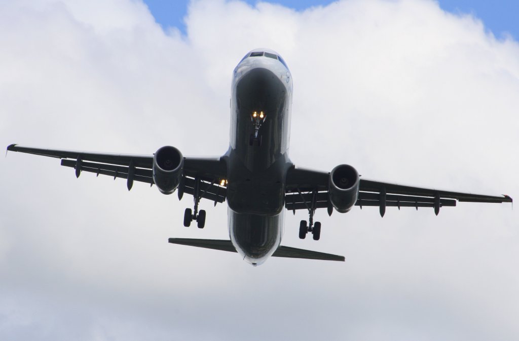 Airbus A321-100
Lufthansa
Berlin-Tegel
16.08.10