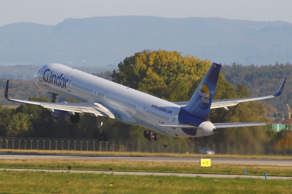 Condor 
Boeing 757-330
D-ABOL
Stuttgart
10.10.10

