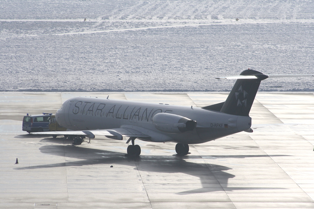 Contactair 
Fokker F-100 
D-AFKF
Stuttgart
28.11.10