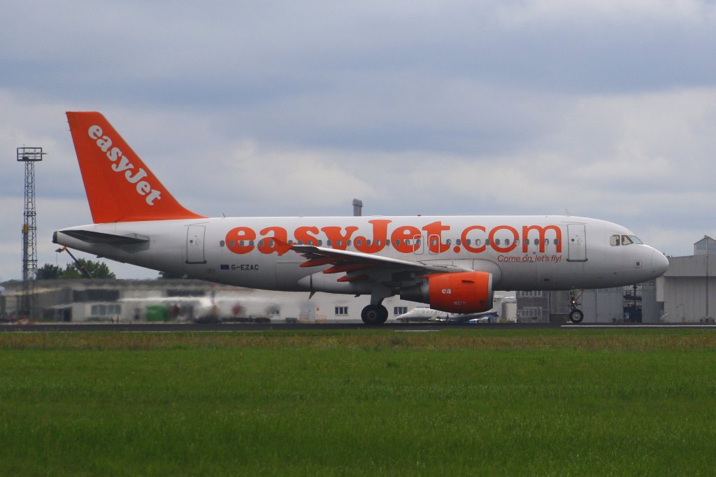 Easyjet
Airbus A319
Berlin-Schnefeld
17.08.10