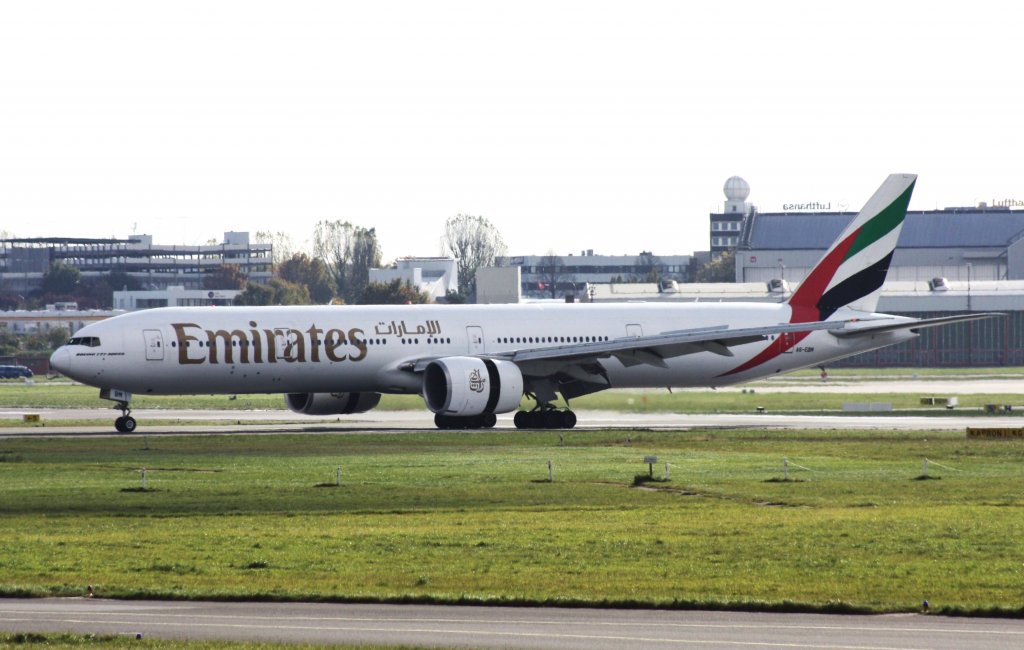 Emirates,A6-EBM,(c/n34482),Boeing 777-31H(ER),27.10.2012,HAM-EDDH,Hamburg,Germany