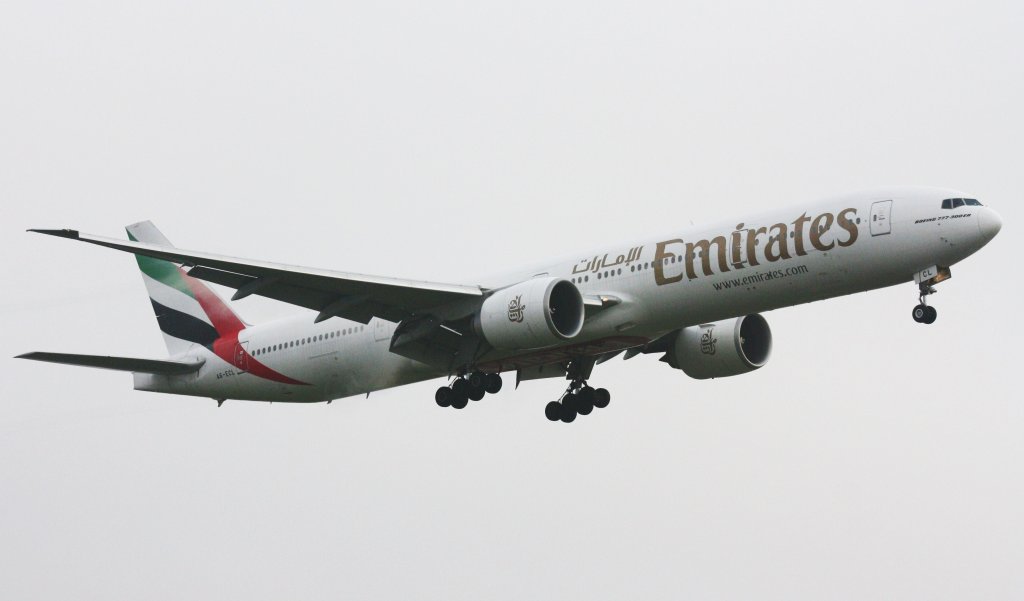 Emirates,A6-ECL,Boeing777-36N(ER),19.11.2011,HAM-EDDH,Hamburg,Germany