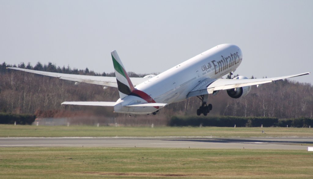 Emirates,A6-ECM,(c/n 37703),Boeing 777-36N(ER),23.03.2012,HAM-EDDH,Hamburg,Germany