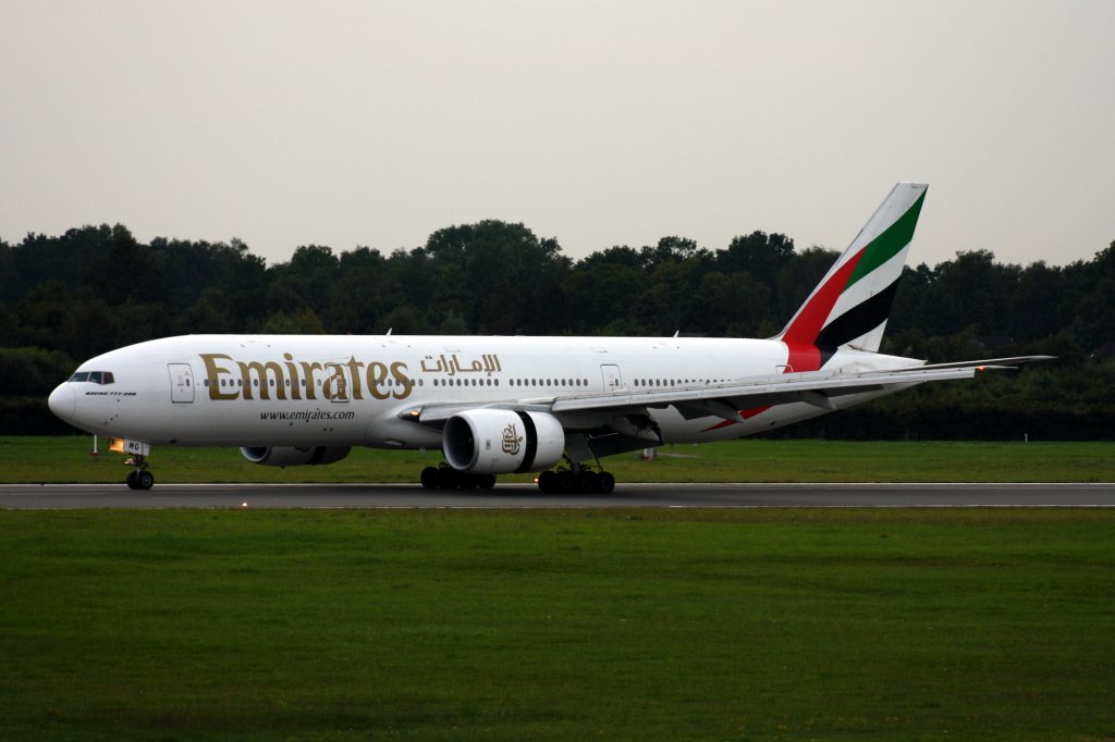 Emirates,A6-EMG,Boeing 777-21H(ER),02.09.2011,HAM-EDDH,Hamburg,Germany