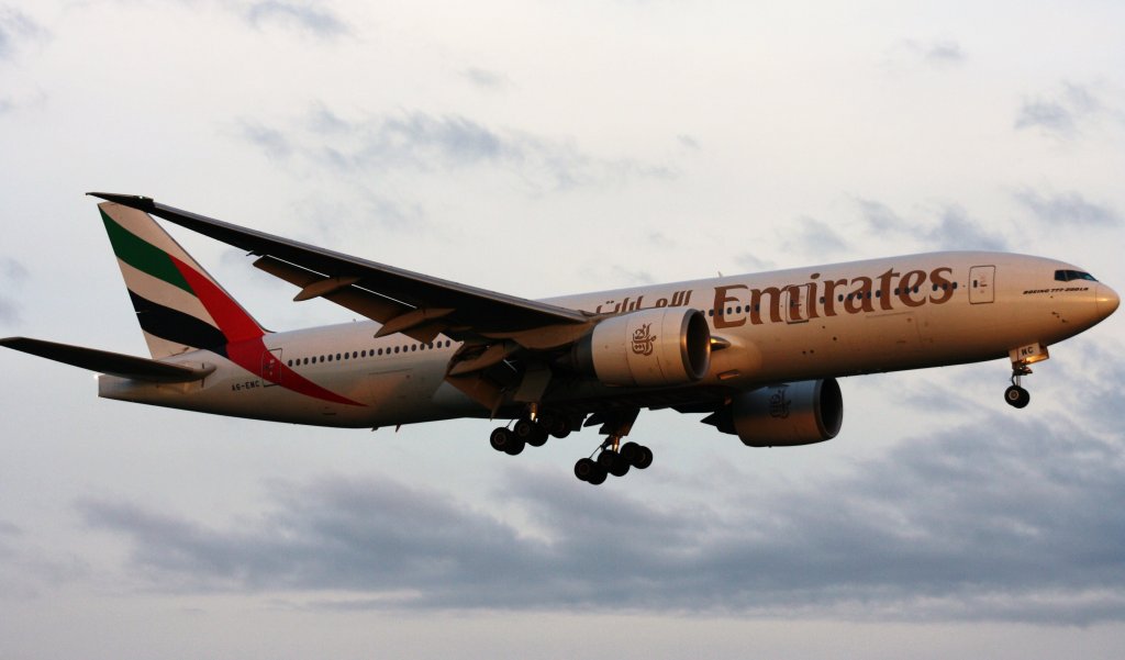 Emirates,A6-EWC,(c/n35576),Boeing 777-21H(LR),13.09.2012,HAM-EDDH,Hamburg,Germany