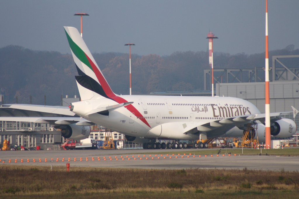 Emirates,F-WWAG (c/n 0101),Airbus A380-861,23.11.2011,XFW-EDHI,Hamburg-Finkenwerder,Germany