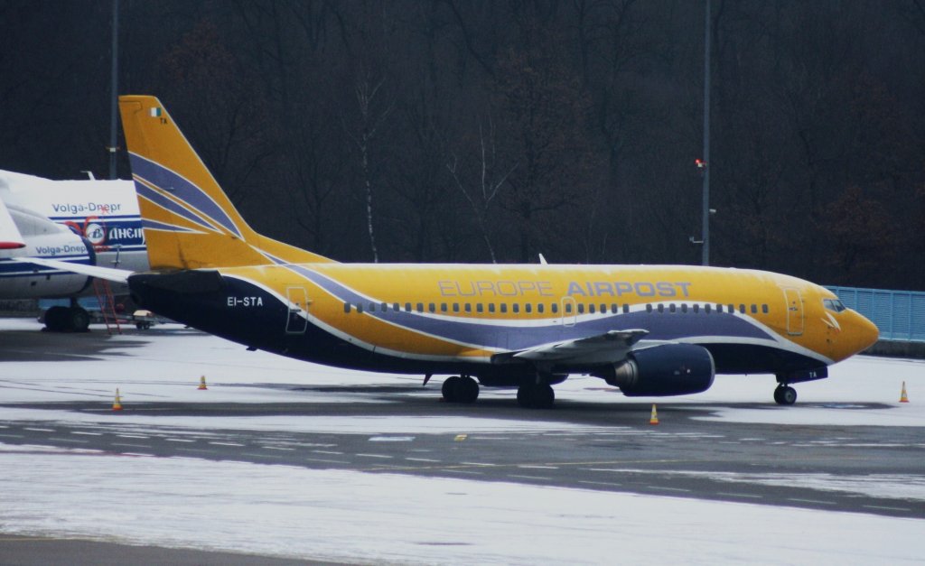 Europe Airpost,EI-STA,(c/n29057),Boeing 737-31S,14.01.2013,CGN-EDDK,Kln-Bonn,Germany