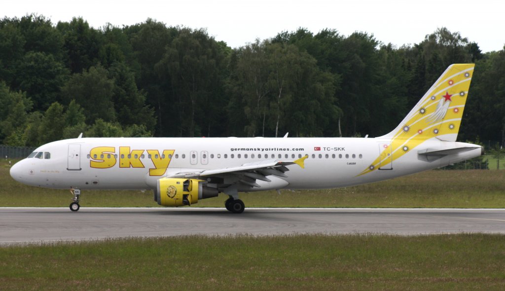 German Sky Airlines,TC-SKK,(c/n148),Airbus A320-211,08.06.2012,HAM-EDDH,Hamburg,Germany