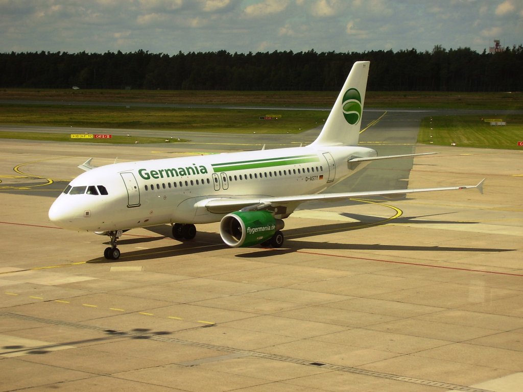 Germania
Typ:Airbus A319
Flughafen:Nrnberg NUE
Kennung:D-ASTY
Datum:12.9.2011
