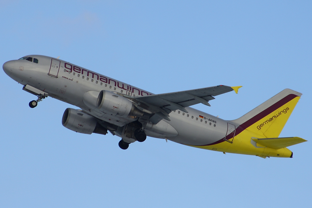 Germanwings 
Airbus A319-112
D-AKNS 
Stuttgart
18.12.10