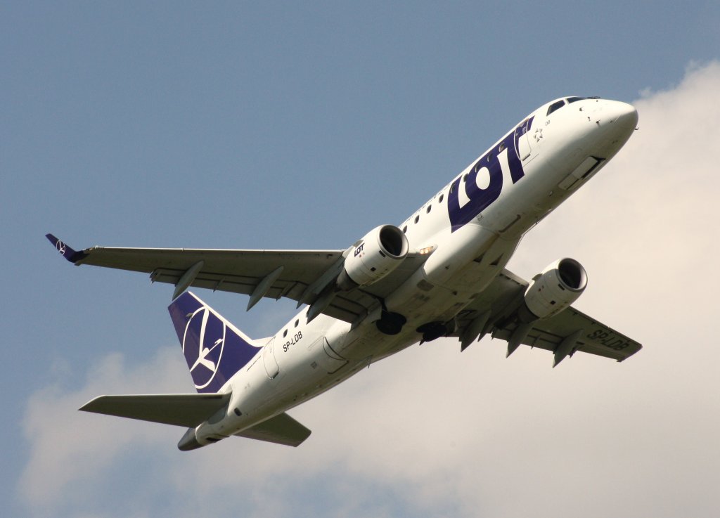 LOT Polish Airlines,SP-LDB,(c/n17000024),Embraer ERJ-170-100,16.05.2013,GDN-EPGD,Gdansk,Polen