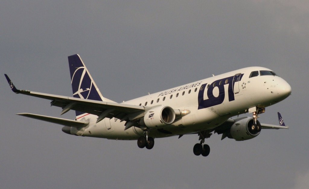 LOT Polish Airlines,SP-LDG,(c/n17000065),Embraer ERJ-170-100,24.05.2013,HAM-EDDH,Hamburg,Germany