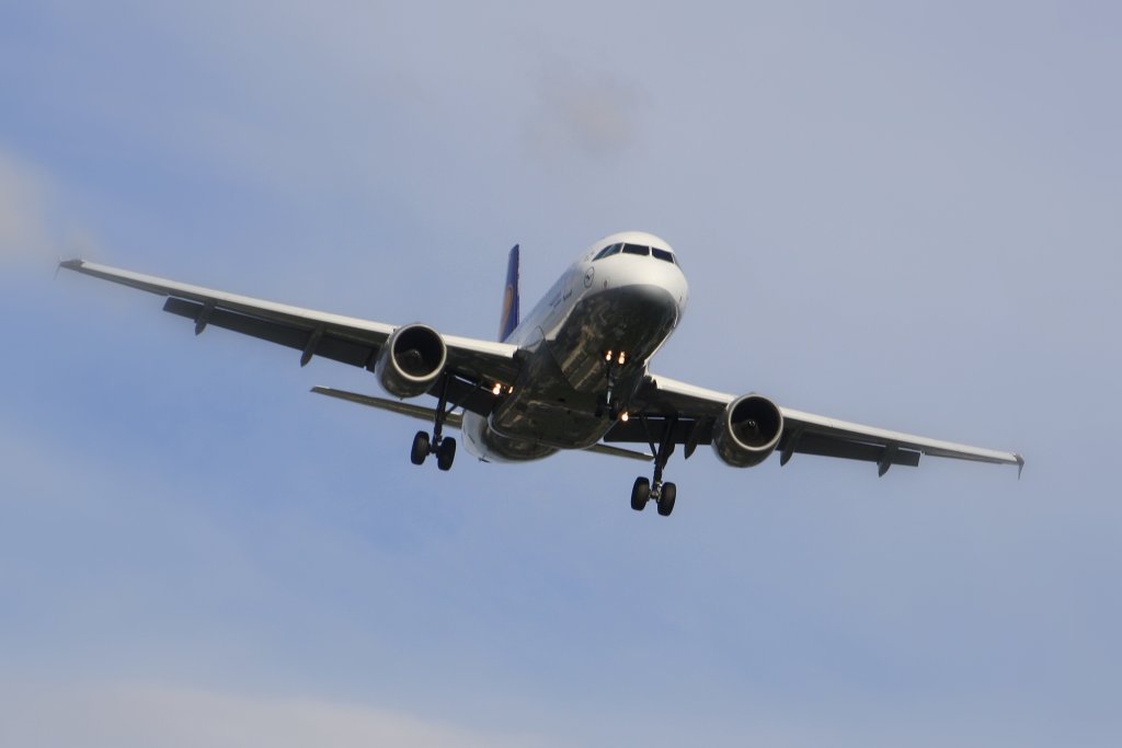 Lufthansa
Airbus A320
Berlin-Tegel
16.08.10