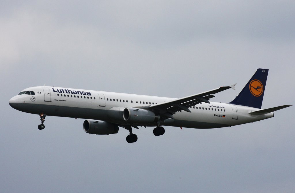 Lufthansa,D-AIDG,(c/n4672),Airbus A321-231,22.04.2012,HAM-EDDH,Hamburg,Germany