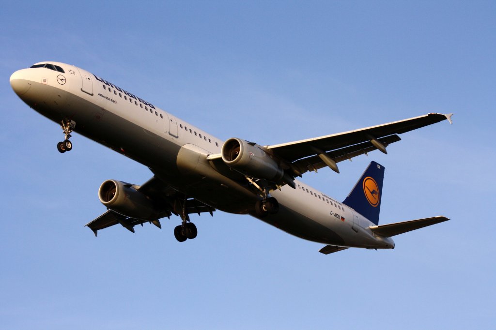 Lufthansa,D-AIDK,Airbus A321-231,30.11.2011,HAM-EDDH,Hamburg,Germany