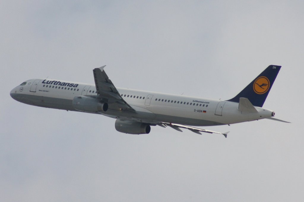 Lufthansa,D-AIDN,(c/n 4976),Airbus A321-231,10.02.2012,HAM-EDDH,Hamburg,Germany