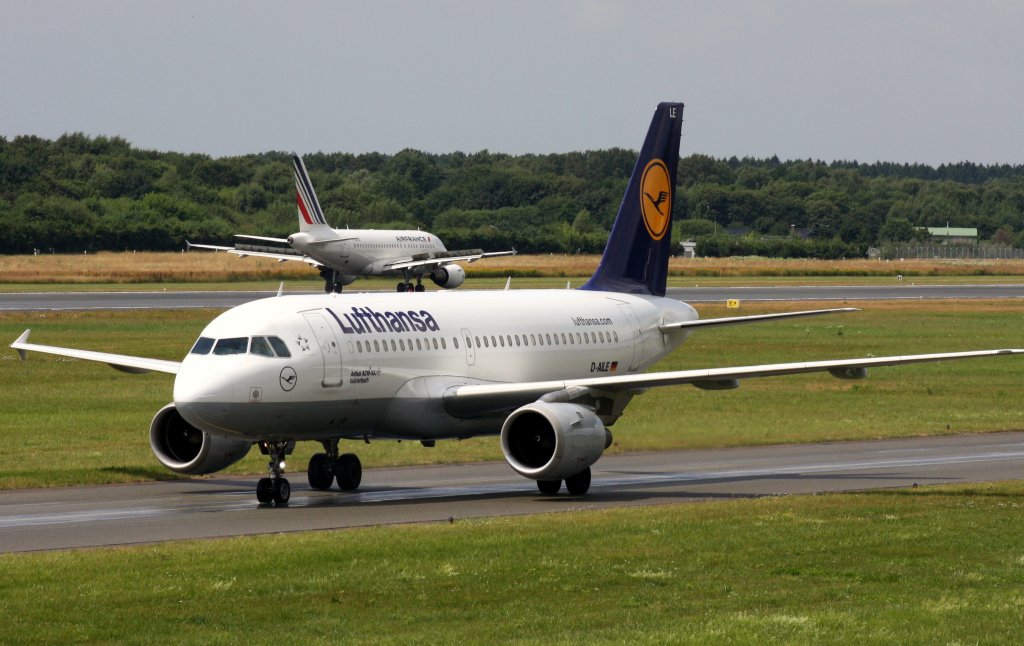 Lufthansa,D-AILE,(c/n627),Airbus A319-114,30.07.2013,HAM-EDDH,Hamburg,Germany(landet:Air France,F-GUGA,A318-111)