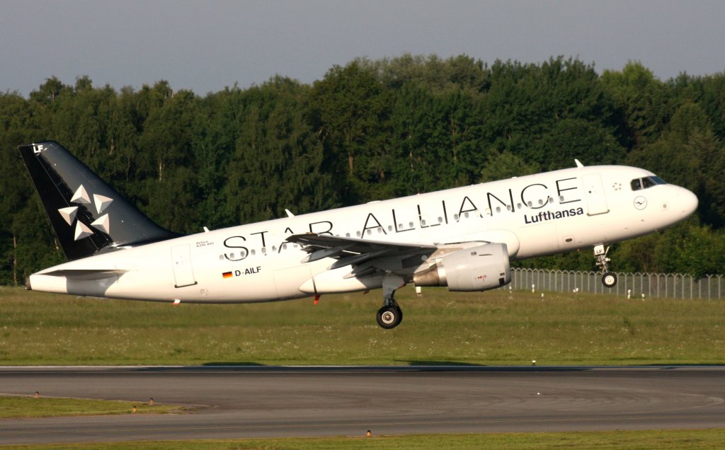 Lufthansa,D-AILF,(c/n636),Airbus A319-114,08.06.2013,HAM-EDDH,Hamburg,Germany(Bemalung:STAR ALLIANCE)