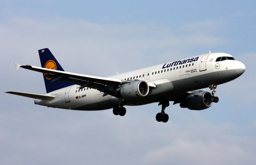 Lufthansa,D-AIPP,(c/n110),Airbus A320-211,12.04.2013,HAM-EDDH,Hamburg,Germany