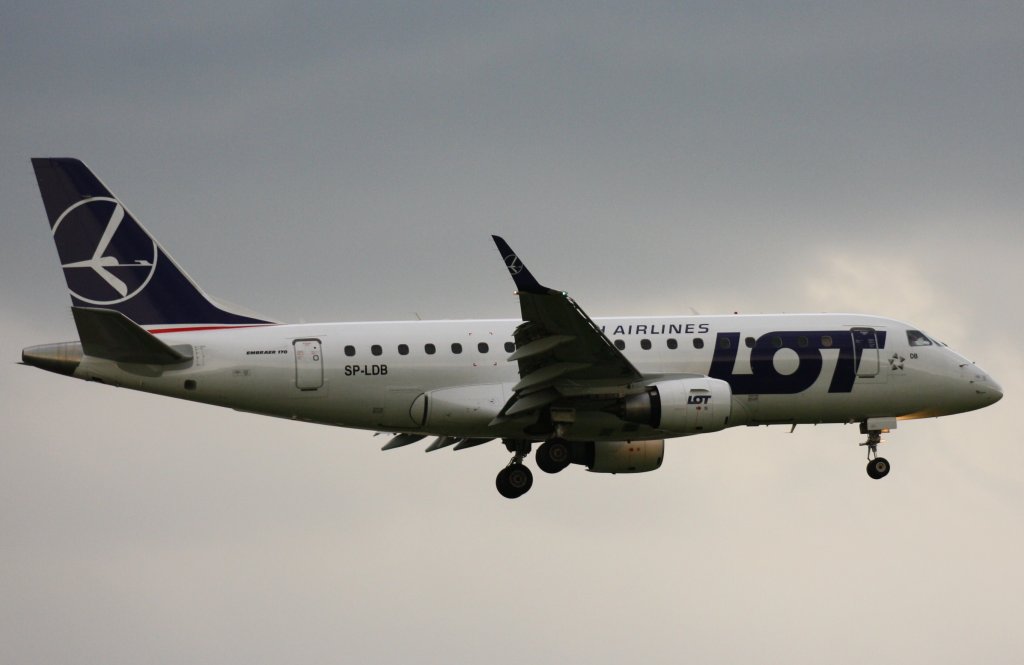 Polish Airlines LOT,SP-LDB,(c/n17000024),Embraer ERJ-170-100,09.05.2012,HAM-EDDH,Hamburg,Germany