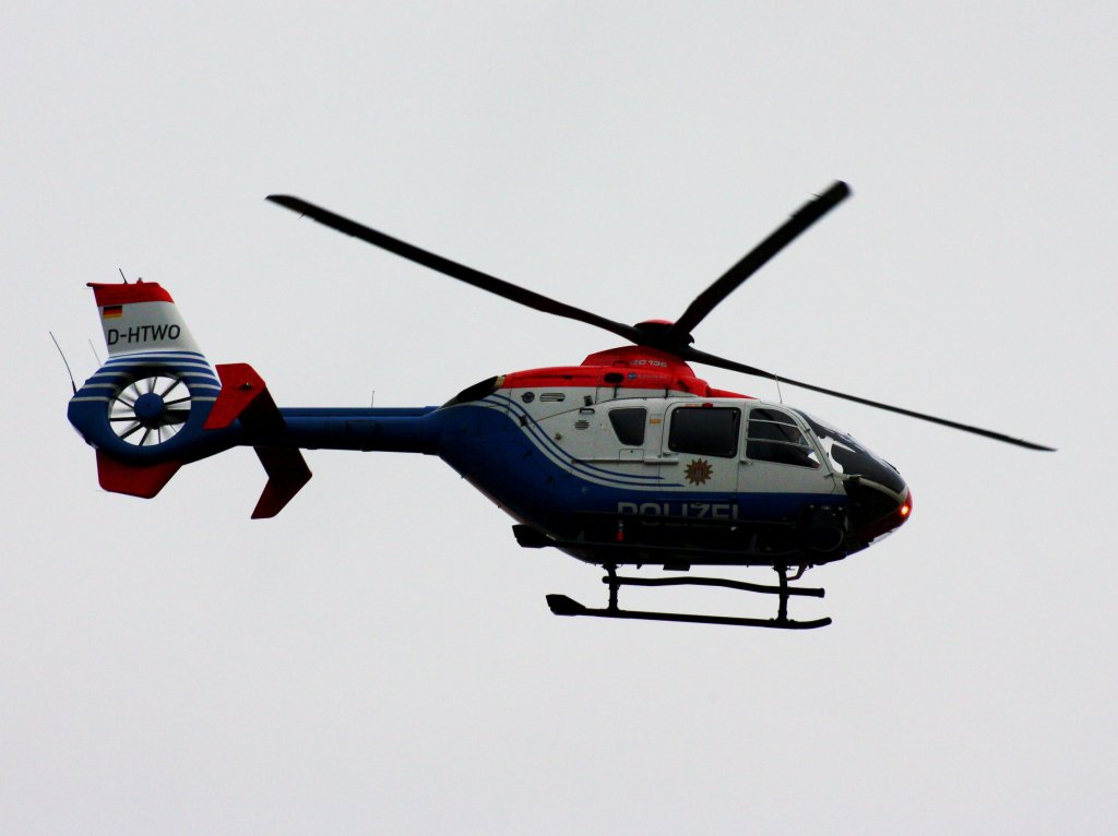 Polizei Hamburg,D-HTWO,(c/n0343),Eurocopter EC135 P2,13.11.2012,HAM-EDDH,Hamburg,Germany