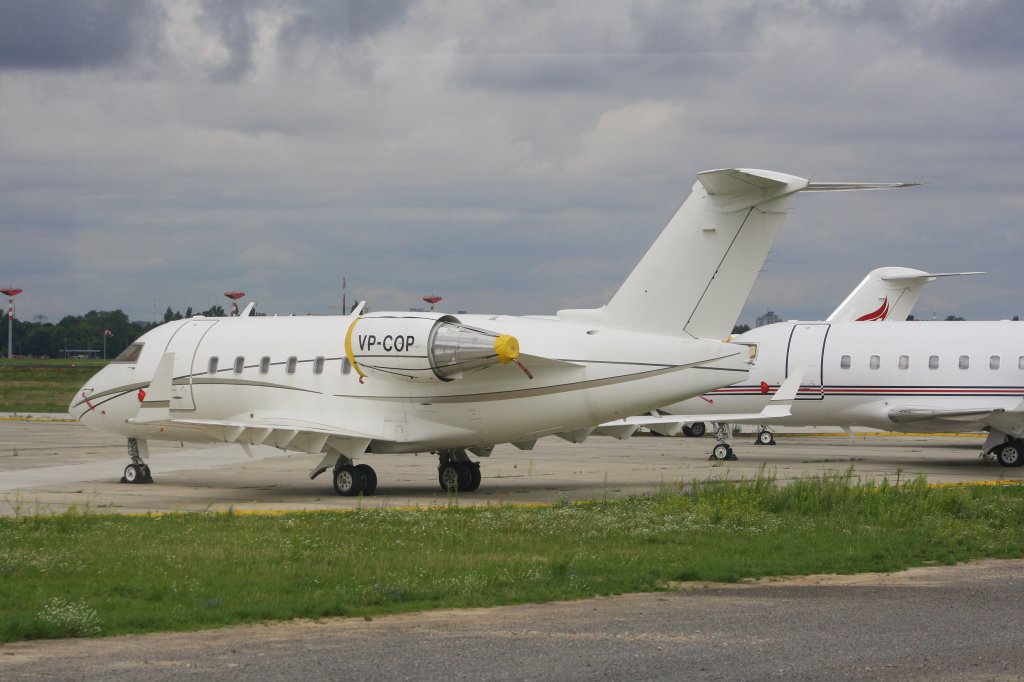 Private 
Canadair Challenger 604
Berlin-Schnefeld
17.08.10