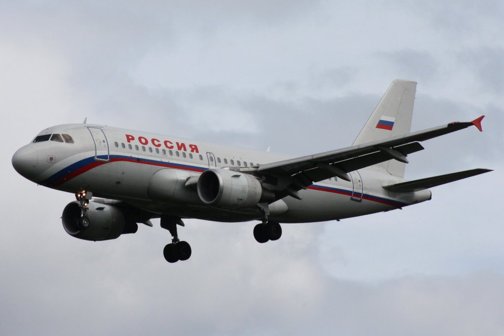 Rossija,VP-BIQ,(c/n1890),Airbus A319-111,21.07.2012,HAM-EDDH,Hamburg,Germany