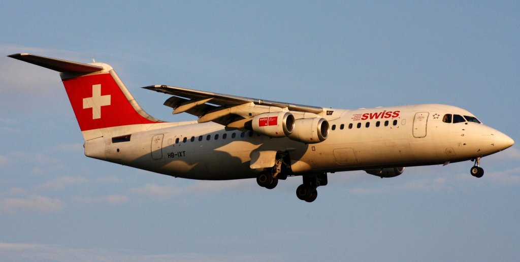 Swiss,HB-IXT,(c/nE3259),British Aerospace Avro RJ100,04.09.2012,HAM-EDDH,Hamburg,Germany