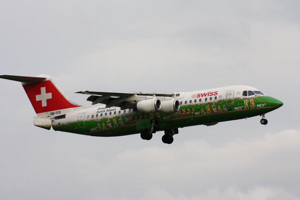 Swiss,HB-IYS,(c/nE3381),British Aerospace Avro RJ-100,24.05.2013,HAM-EDDH,Hamburg,Germany