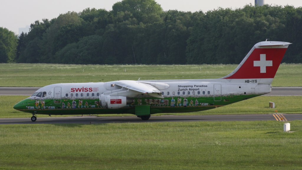 Swiss,HB-IYS,(c/nE3381),British Aerospace Avro RJ100,21.05.2012,HAM-EDDH,Hamburg,Germany