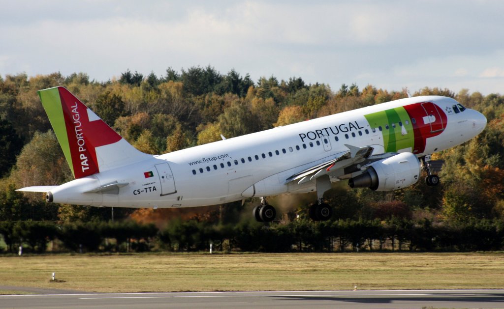 TAP Portugal,CS-TTA,(c/n750),Airbus A319-111,27.10.2012,HAM-EDDH,Hamburg,Germany