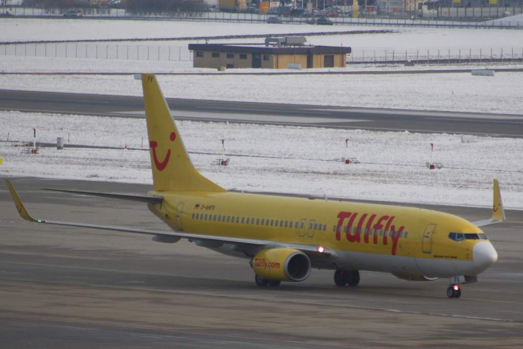 TUIfly
Boeing 737-8K5 
D-AHFV 
Stuttgart
28.11.10