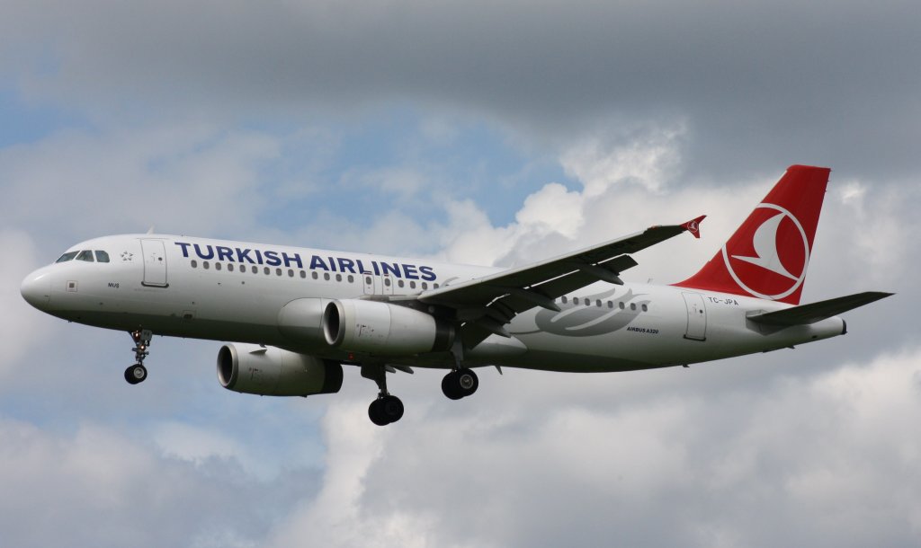 Turkish Airlines,TC-JPA,(c/n2609),Airbus A320-232,22.07.2012,HAM-EDDH,Hamburg,Germany